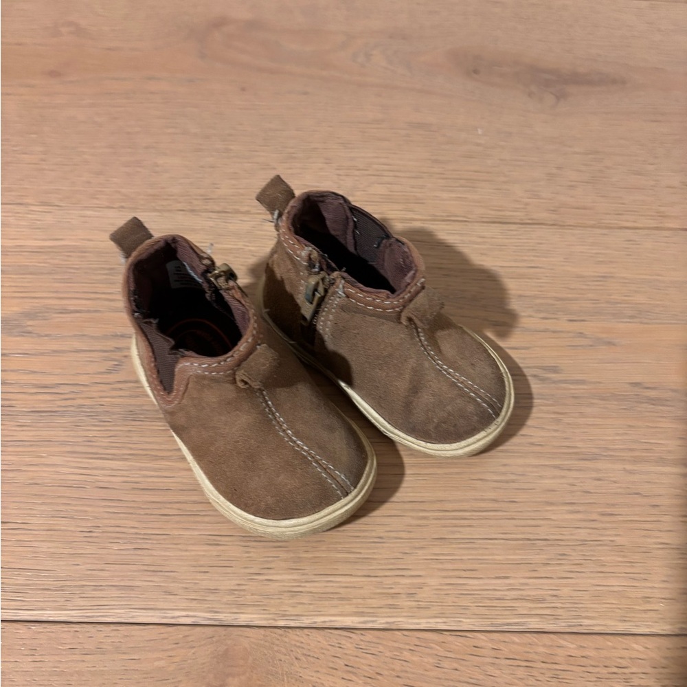 Stride Rite - Lil Tabor - Size 2